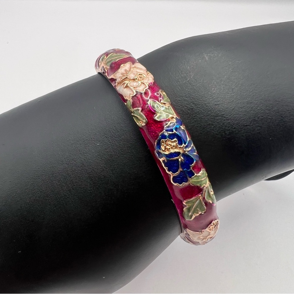 Beautiful Jiu Long Xing Contemporary Cloisonné Floral Enamel Clamper Bracelet